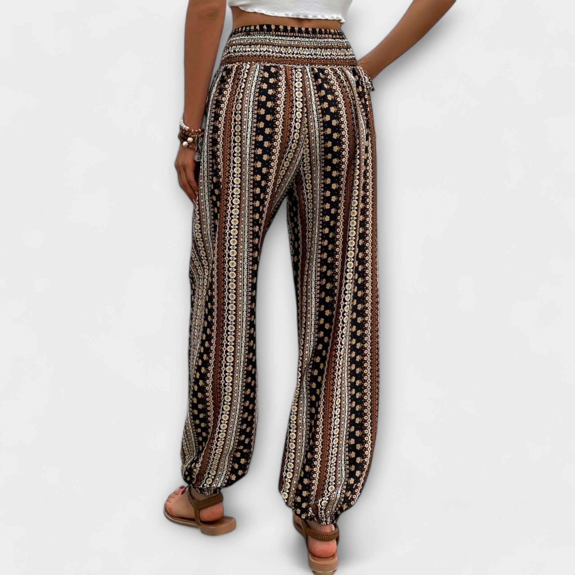 Scarlett - Trousers with Ethnic Graphic Print