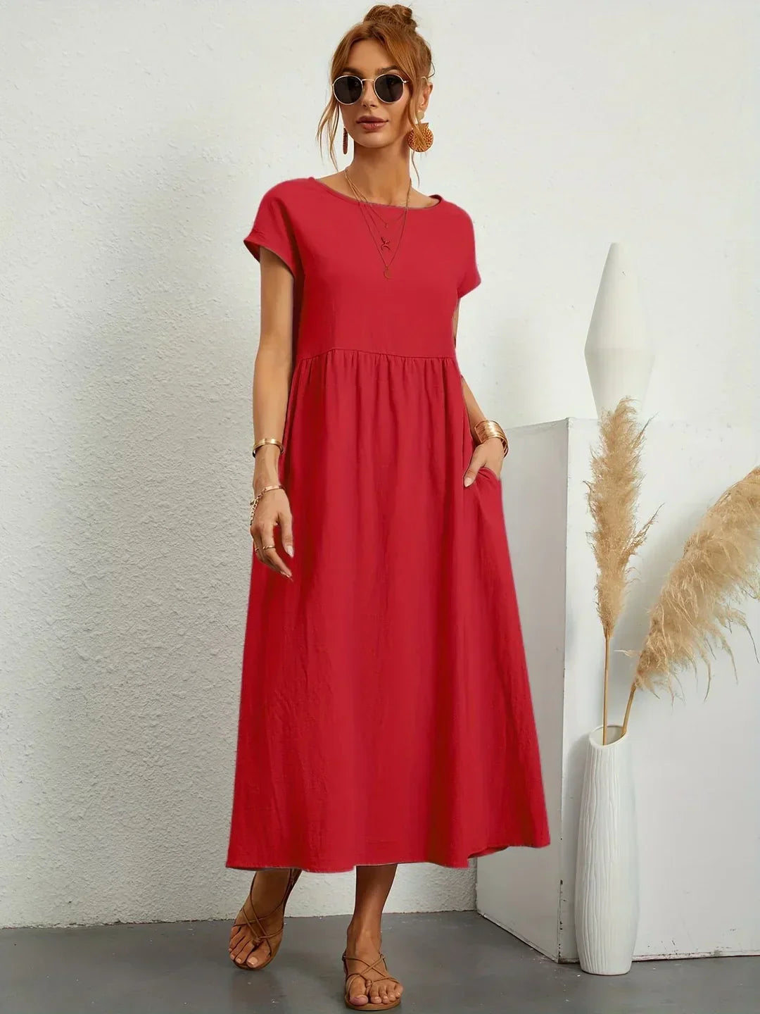 Gabrielle — Timeless Elegant Midi Dress