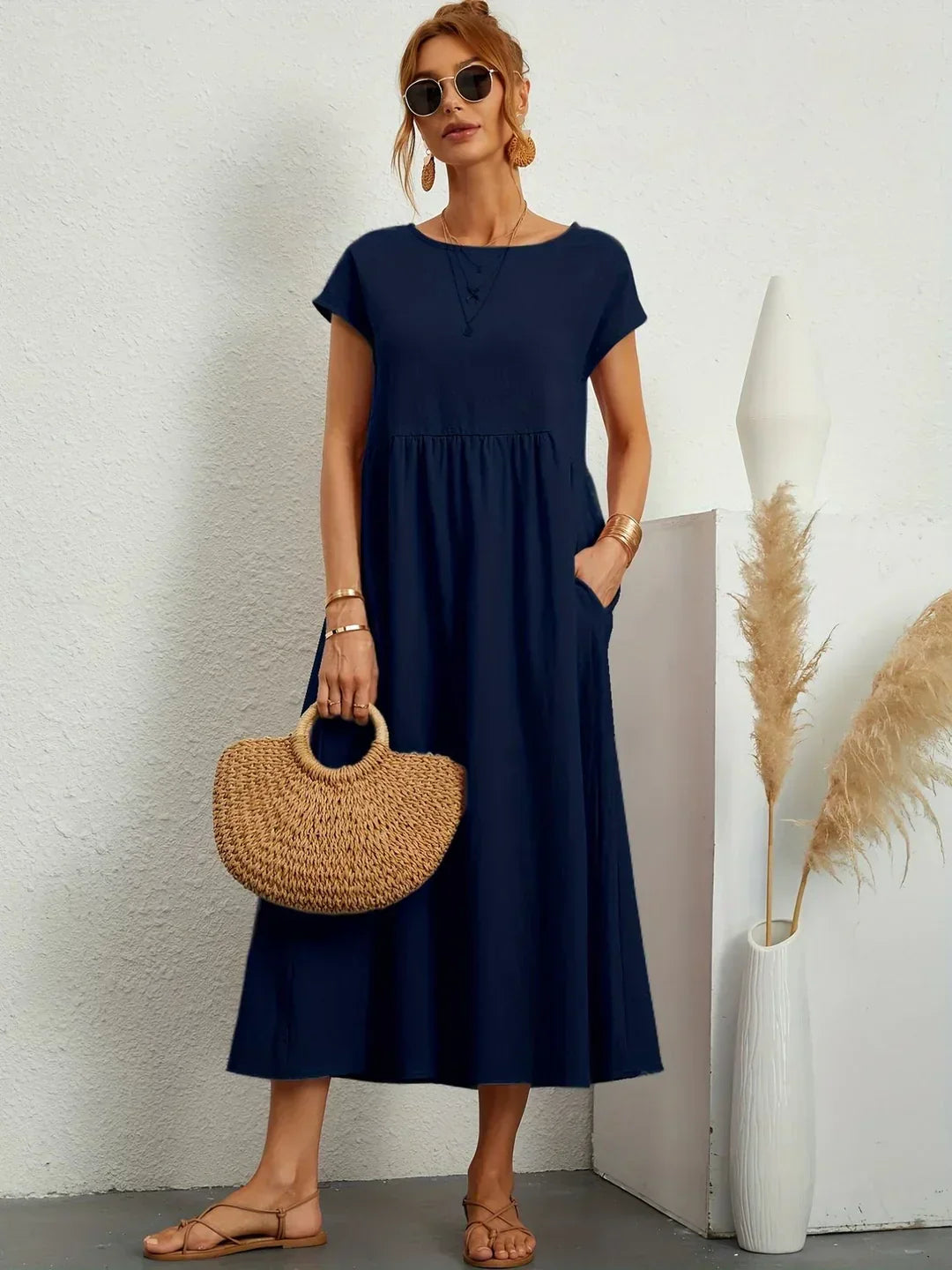 Gabrielle — Timeless Elegant Midi Dress