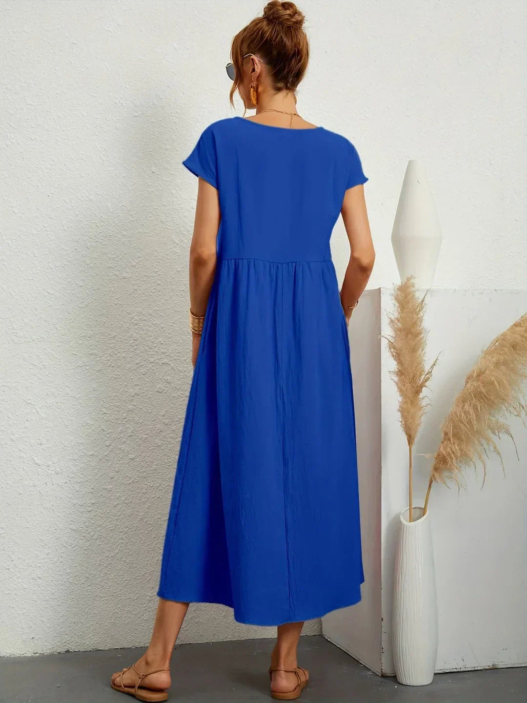 Gabrielle — Timeless Elegant Midi Dress