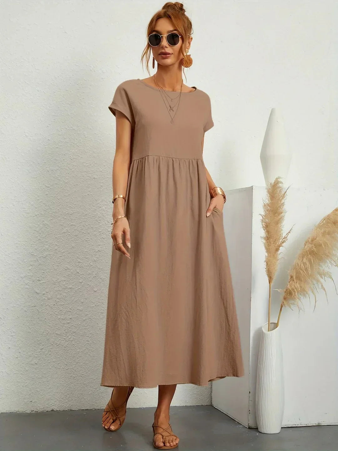 Gabrielle — Timeless Elegant Midi Dress