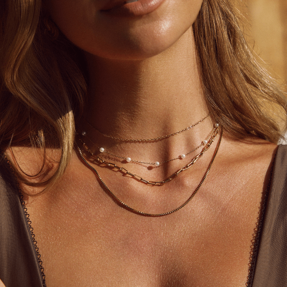 Nura Pearl Gold Necklace