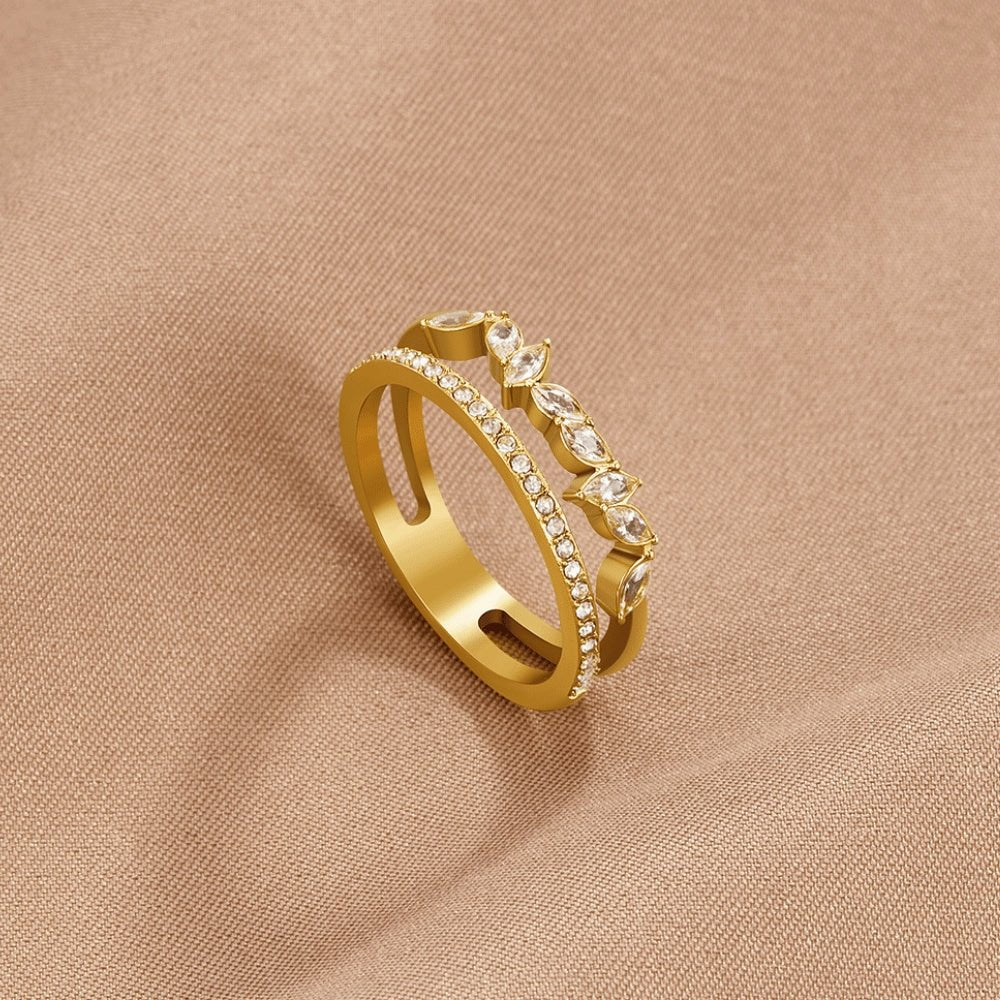 Gold Mia Crystal Ring