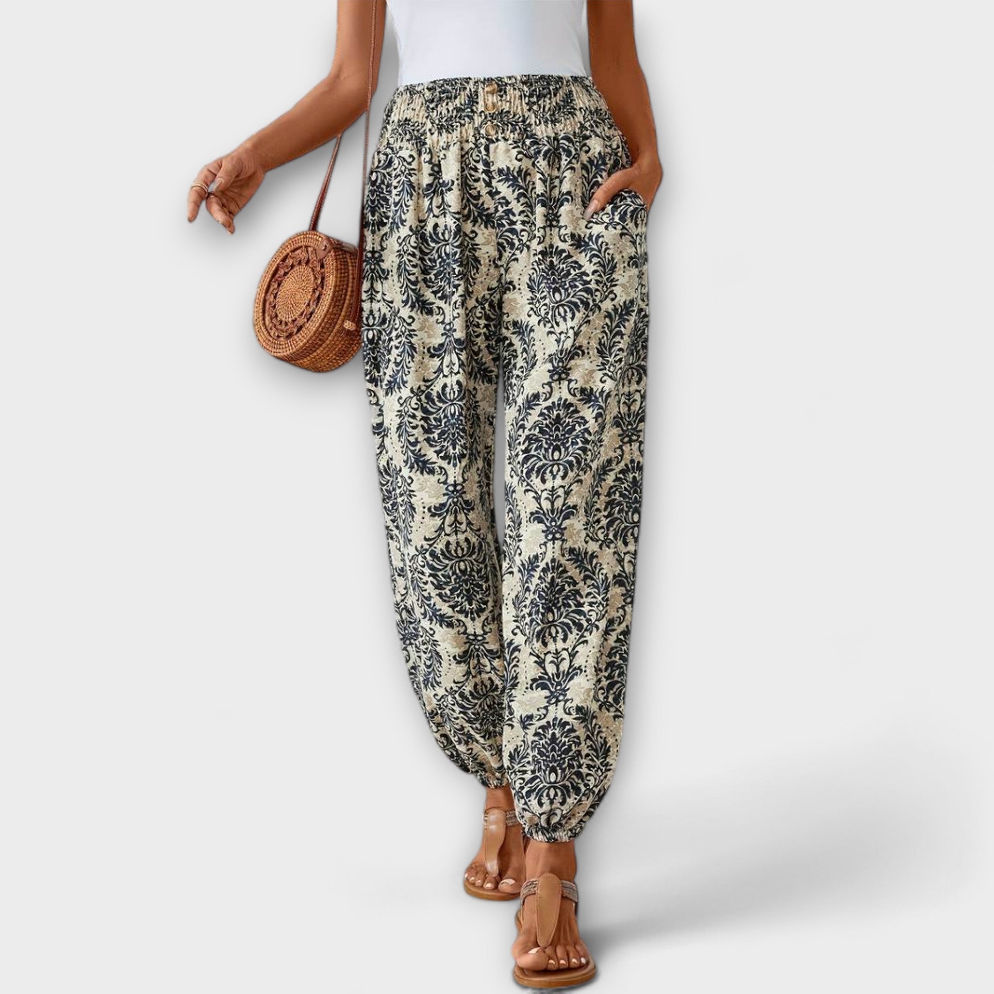 Scarlett - Trousers with Ethnic Graphic Print