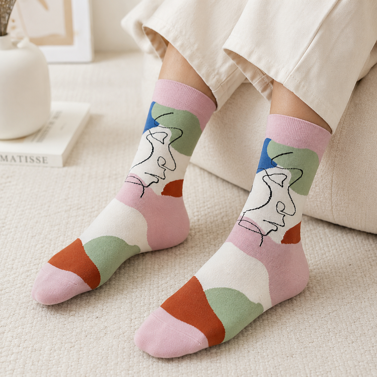 Yara | Casual Abstract Socks