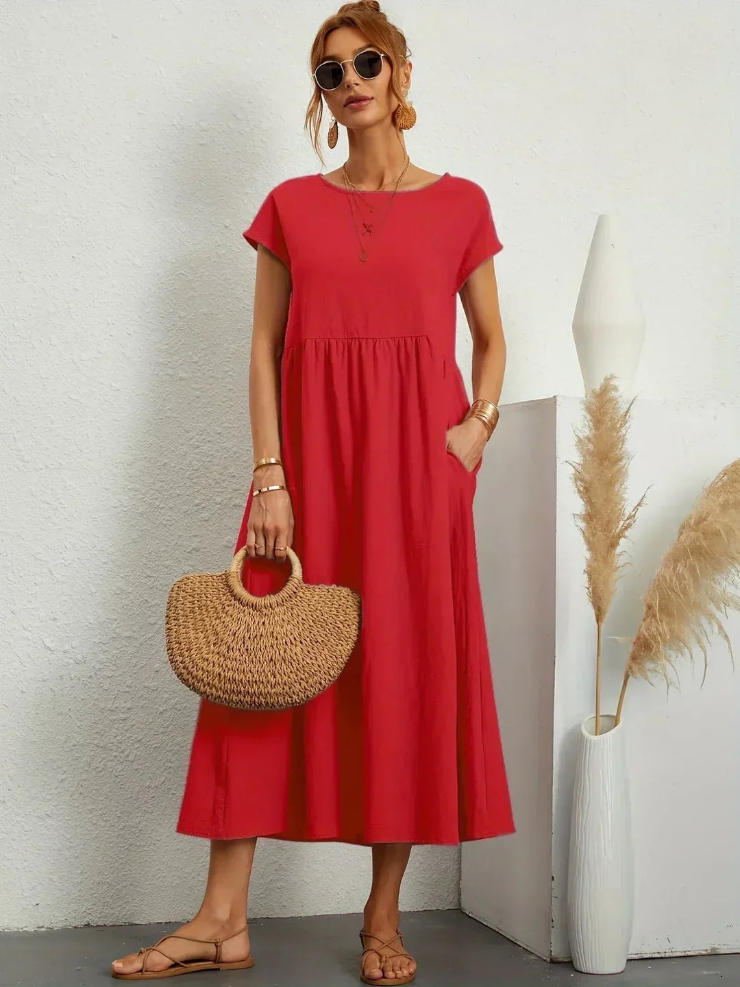 Gabrielle — Timeless Elegant Midi Dress