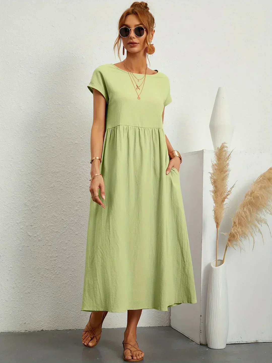 Gabrielle — Timeless Elegant Midi Dress